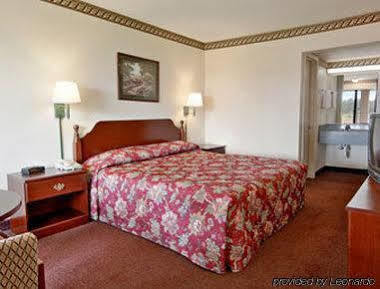 Rodeway Inn Concord Dış mekan fotoğraf